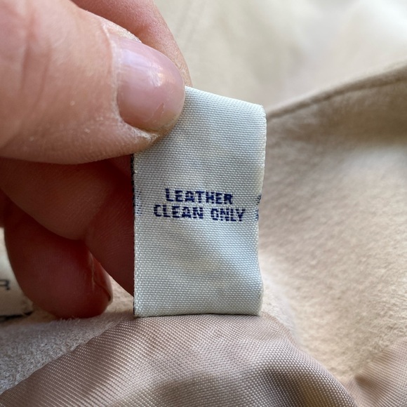 Vintage 100% suede stunning ‘80’s Lord & Taylor skirt w/ tags. Never worn - Picture 11 of 14